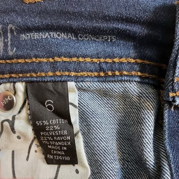 INC Jeans Women's 6 Crop Straight Leg Curvy Fit Mid Rise Double Button - Picture 2 of 10